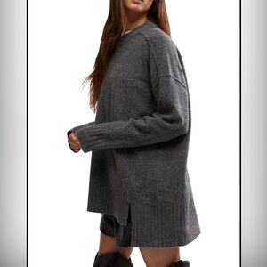 Free People Phoebe Pullover Dark Heather Gray Sweater size Large